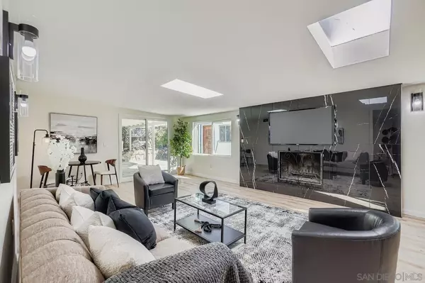 El Cajon, CA 92020,251 Thrasher Way