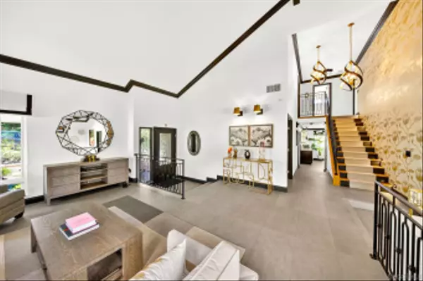 San Diego, CA 92124,11172 Via Temprano