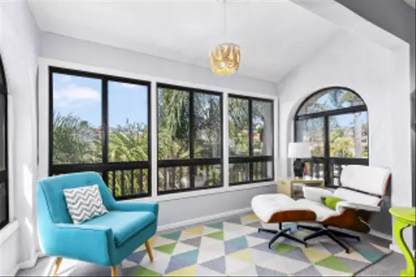 San Diego, CA 92117,2510 Clairemont Dr #303