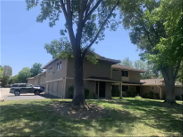 El Cajon, CA 92019,1524 Gustavo St #D