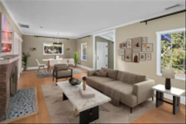 3914 Hawk St, San Diego, CA 92103