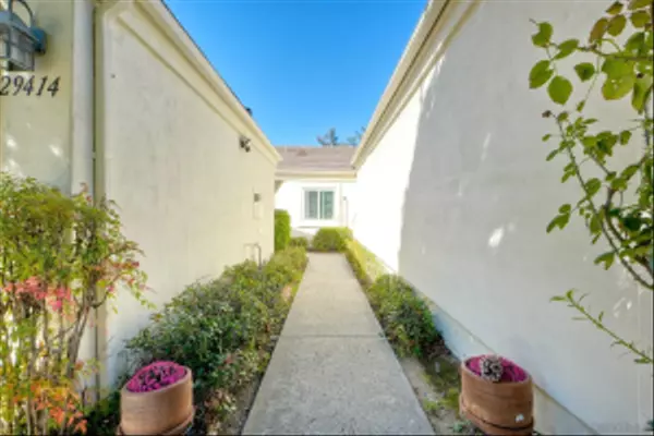 Escondido, CA 92026,29414 Circle R Greens Drive