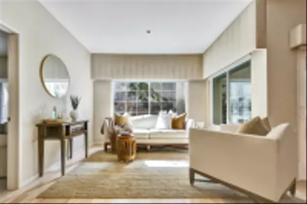 San Diego, CA 92104,3405 Florida St #206