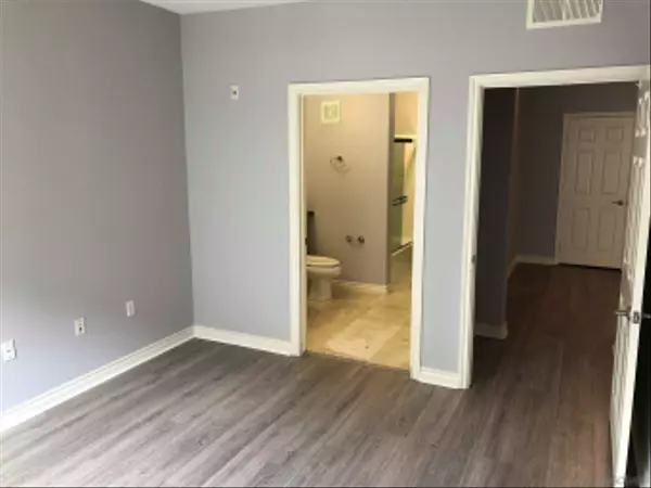 La Jolla, CA 92037,9293 Regents Rd