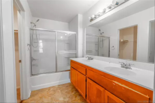 Chula Vista, CA 91915,1648 Sweet Gum Place