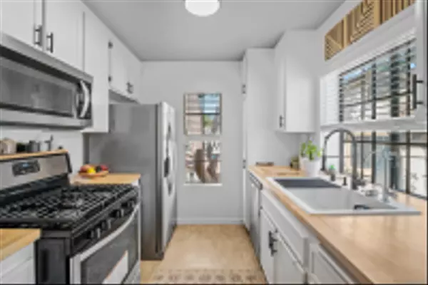 San Diego, CA 92126,8574 Summerdale Rd #148