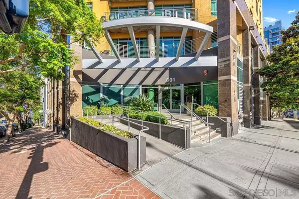 San Diego, CA 92101,801 Ash St #402