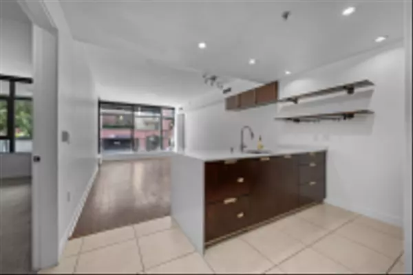 San Diego, CA 92101,1441 9th Ave #210