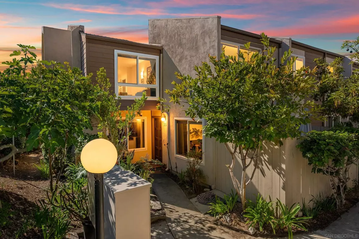 San Diego, CA 92119,7821 Tommy Dr #35