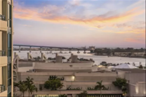 San Diego, CA 92101,555 Front St #1302