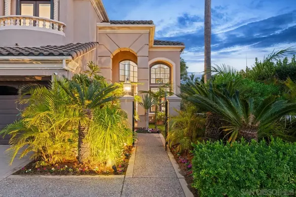 Carlsbad, CA 92011,7166 Tern Pl