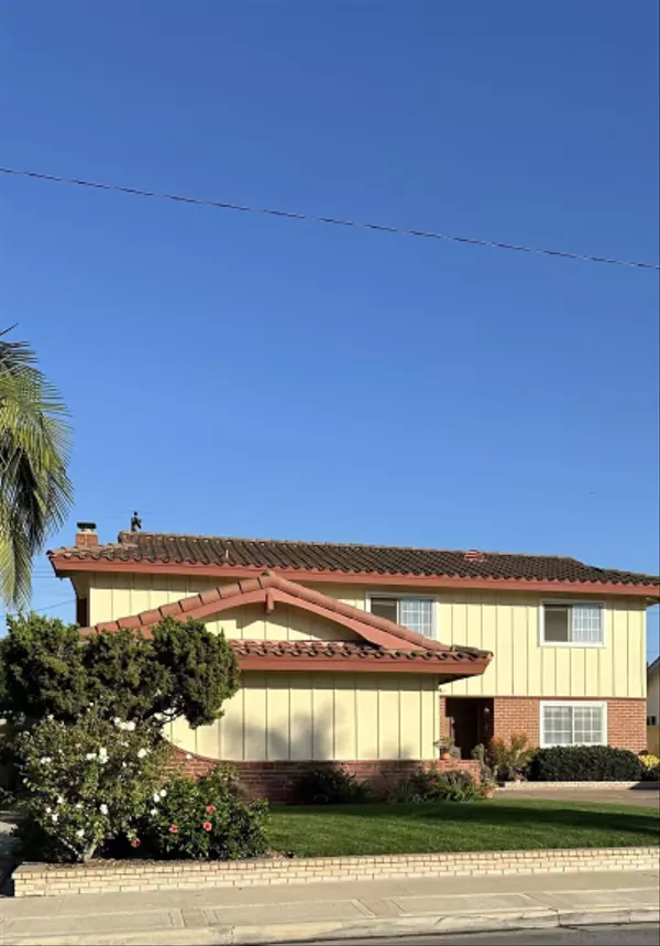 9828 Gene St, Cypress, CA 90630