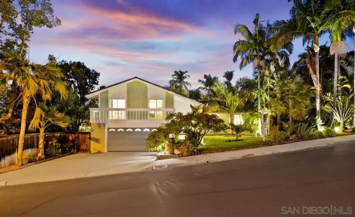 Mission Viejo, CA 92691,25822 Chrisanta Dr