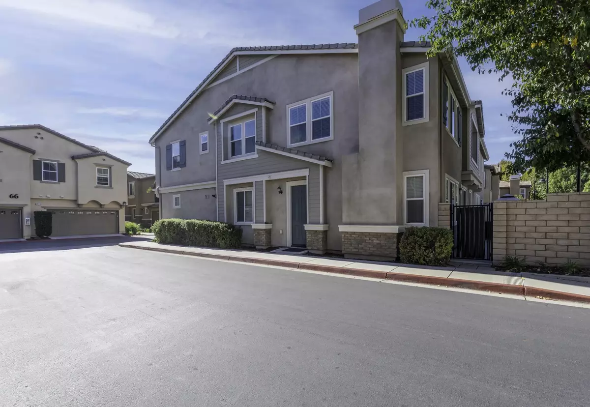 Temecula, CA 92592,42921 Avenida Amistad