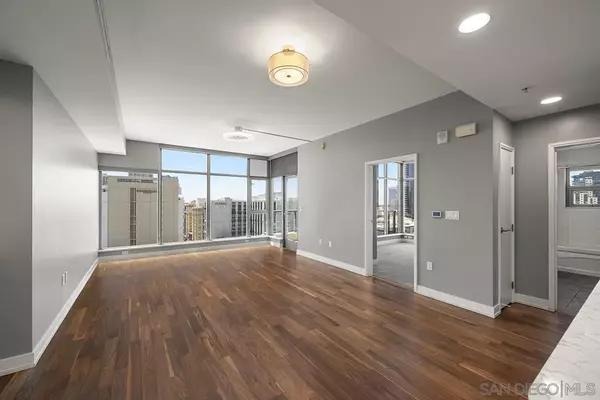 San Diego, CA 92101,575 6th Avenue #1008