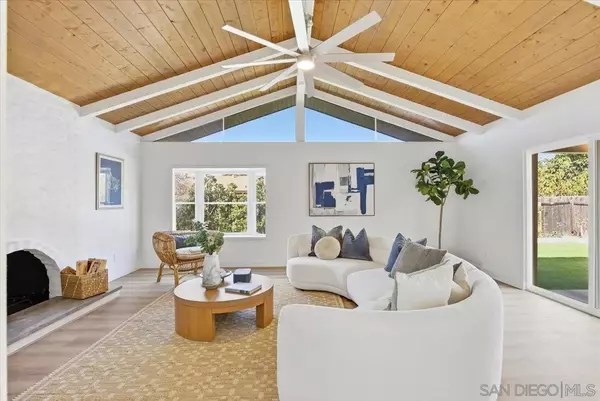 Oceanside, CA 92057,4828 Sol Sitio