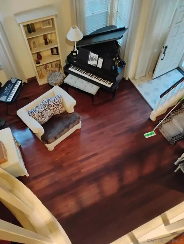 Oceanside, CA 92056,4740 Via Escala