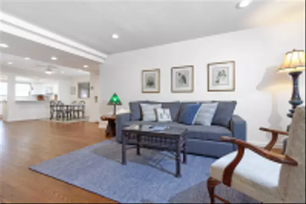 La Jolla, CA 92037,1115 Pearl St #1