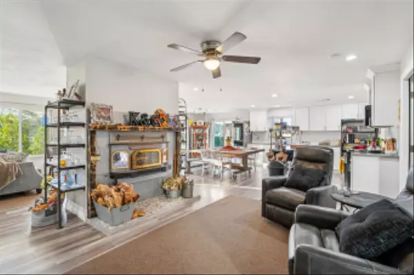 Yucca Valley, CA 92284,6941 Lennox Ave