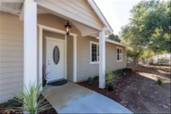 Fallbrook, CA 92028,3121 Alta Verde