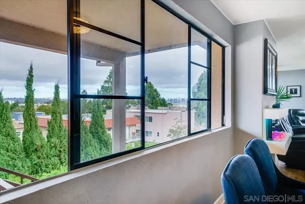 San Diego, CA 92106,3130 Avenida De Portugal #304