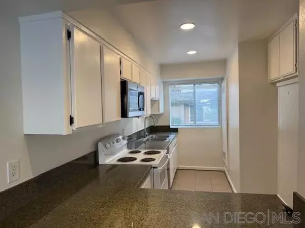 San Marcos, CA 92078,647 Beverly Pl.