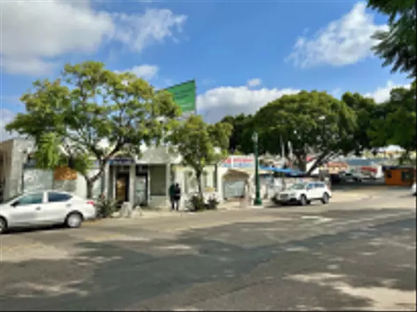 San Diego, CA 92105,3736-50 University Ave