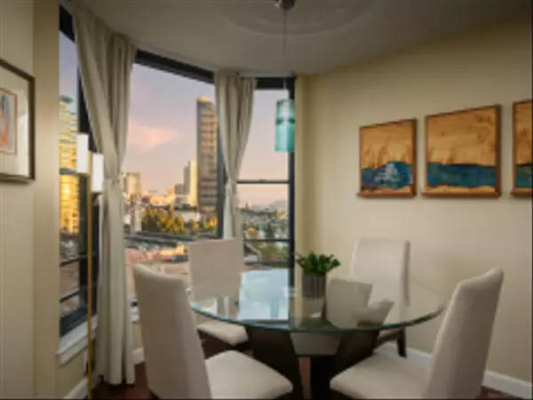 San Diego, CA 92101,500 W Harbor Dr #915