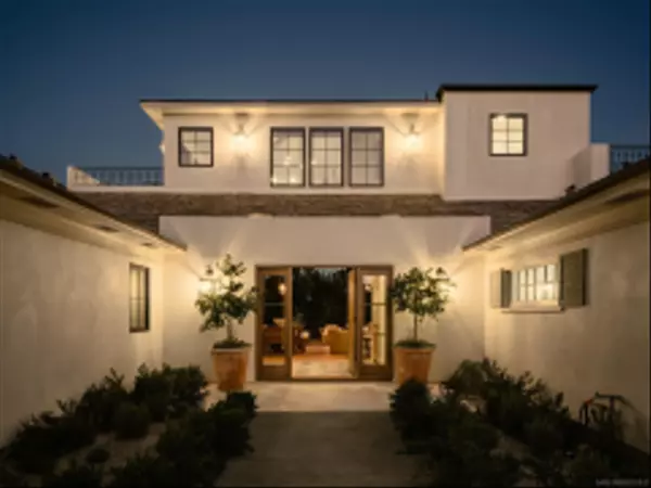 La Jolla, CA 92037,8901 Nottingham Place