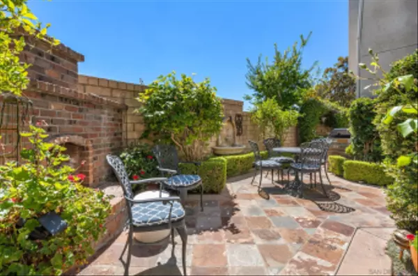 1329 Caminito Balada, La Jolla, CA 92037