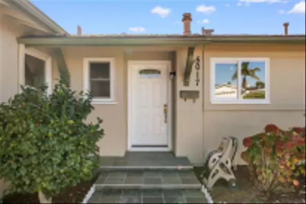 San Diego, CA 92117,5017 Mount Gaywas Drive