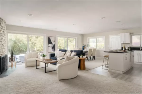 Poway, CA 92064,13664 Jack Rabbit Rd