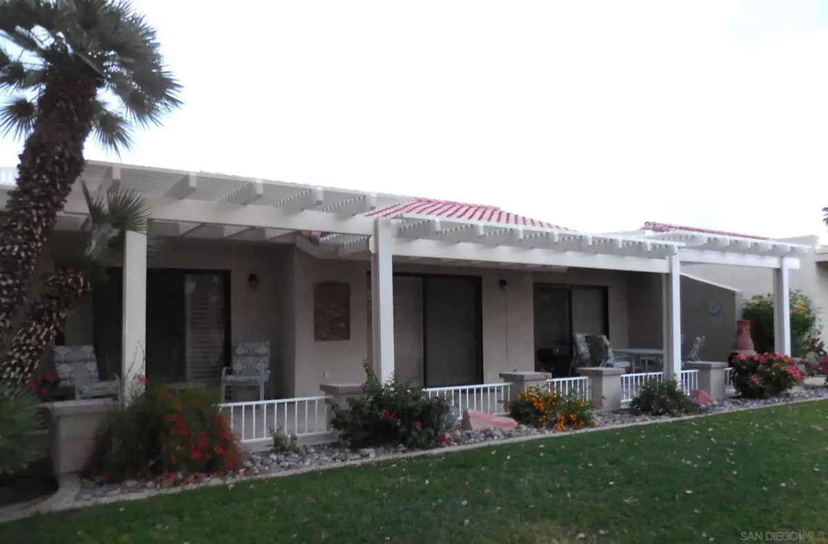 Palm Desert, CA 92211,40729 Preston Trails