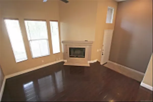 San Diego, CA 92129,7755 Via Montebello #6