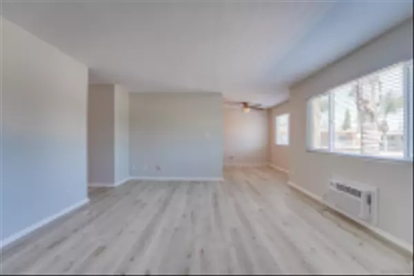 El Cajon, CA 92020,505 E Madison Ave #73