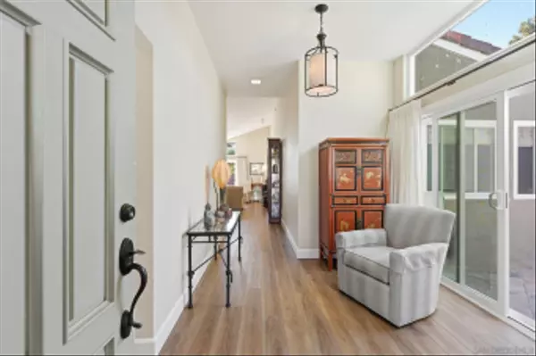 Encinitas, CA 92024,1859 HILL TOP LANE