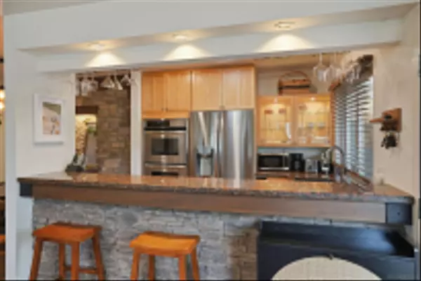 Carlsbad, CA 92011,811 Caminito Del Sol