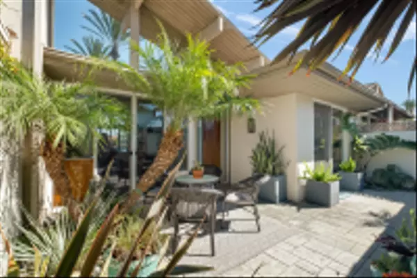 Rancho Santa Fe, CA 92091,119 Via Coronado