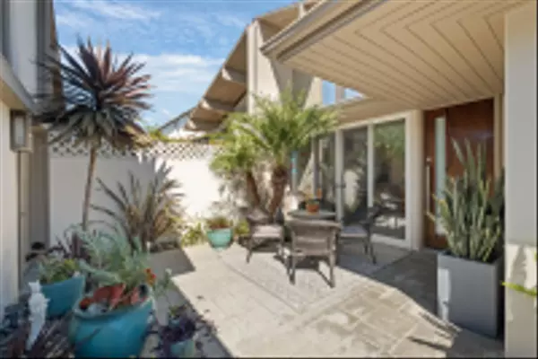 Rancho Santa Fe, CA 92091,119 Via Coronado