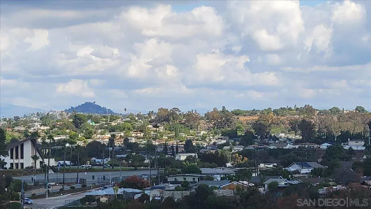 San Diego, CA 92105,2859 Menlo Ave