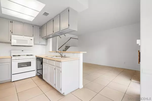 San Marcos, CA 92069,414 W San Marcos Blvd #130