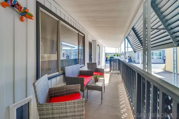 Santee, CA 92071,8301 Mission Gorge Rd #194