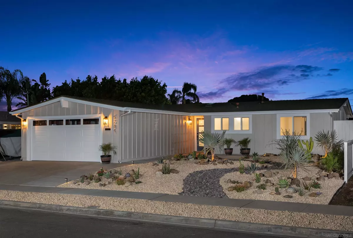 San Diego, CA 92117,5284 Winthrop St