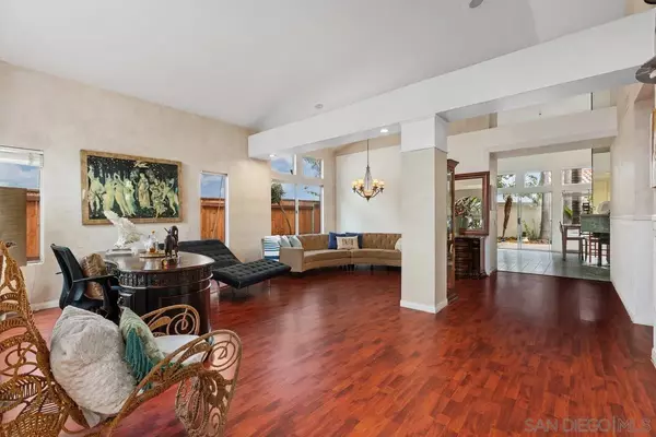 Vista, CA 92081,1672 Olympus Loop Dr