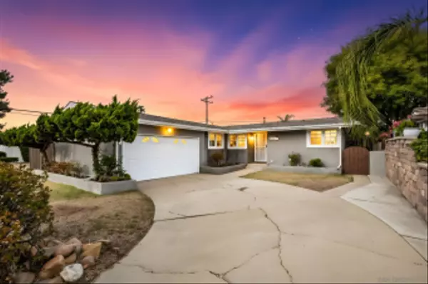 San Diego, CA 92120,5506 Waring Rd