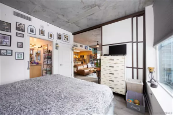 San Diego, CA 92101,1080 Park Blvd #1116