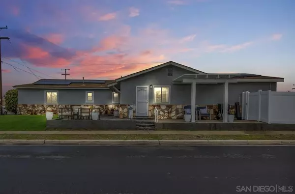 2801 Whitney Street, San Diego, CA 92111