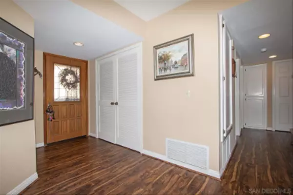 San Diego, CA 92128,17638 Caminito Hercuba