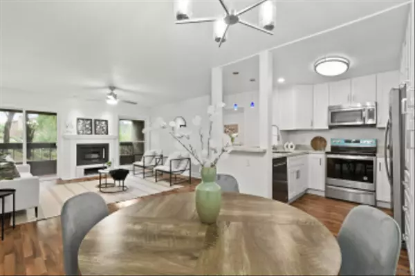 San Diego, CA 92108,10325 Caminito Cuervo #185