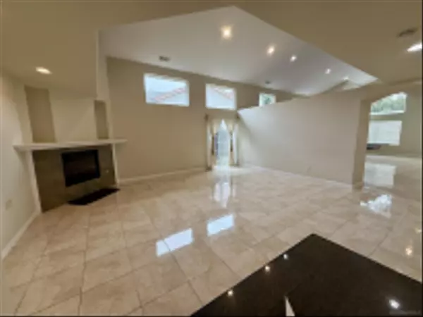 San Diego, CA 92129,12665 Sundance Ave